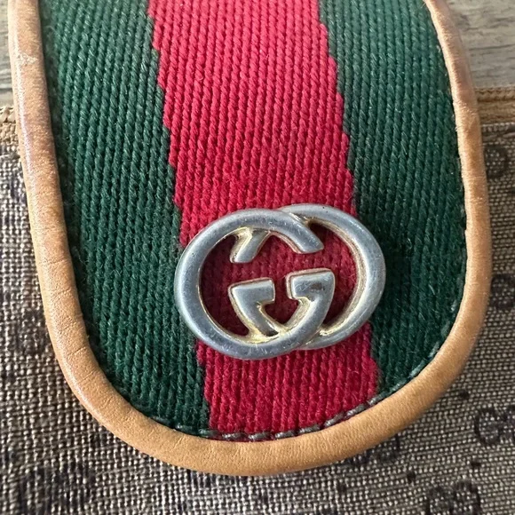 Gucci Beige Monogram Clutch with Red and Green Accent - Picture 2 of 8